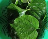 Hình bước làm 1 của món Cơm chiên xanh (lá lốt & tôm khô)