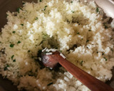 Foto del paso 4 de la receta: Arroz a la cubana, con plátano y salsa de tomate casera picante