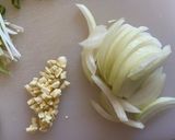Hình bước làm 1 của món Miến gà