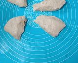 Foto langkah ke 2 dari resep Wool Roll Bread.