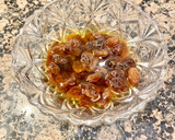 Foto del paso 1 de la receta: Galletas de maicena con frutas confitadas y pasas al ron