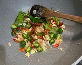 Foto langkah ke 2 dari resep Orek Tempe Cabe Hijau.