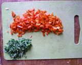 A picture of step 5 of Fried chicken fillet with bell pepper and parsley.
