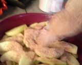A picture of step 3 of sunshine 's apple pie.