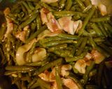 A picture of step 5 of Fresh Green Beans with Bacon.