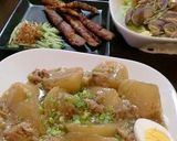 A picture of step 5 of Chinese-Style Simmered Daikon Radish and Pork.