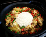 Foto del paso 5 de la receta: Arroz Nomen con alas de pollo, bimi y alcachofas
