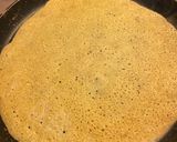 A picture of step 2 of Oatmeal Crêpes.