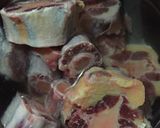 Foto langkah ke 1 dari resep Grilled Oxtail.