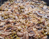 Foto del paso 7 de la receta: Sartén de fideos con champiñones