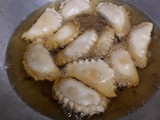 Gulkand mawa stuffed gujiya