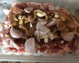 A picture of step 1 of Braised Pork Belly with Mango Juice.