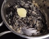 Foto del passaggio 4 della ricetta Bis di risotti al nero e alla barbabietola