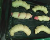 Foto langkah ke 6 dari resep Roti Sosis.