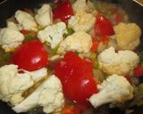 Foto del paso 5 de la receta Arroz de coliflor con tomate enriquecido con Agua de Mar