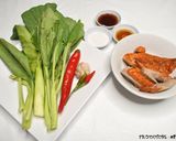 รูปขั้นตอนการทำที่ 1 ของ ผัดคะน้าเป็ดย่าง ราดข้าว