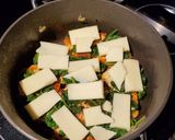 A picture of step 6 of Spinach & Mozzarella Chicken.