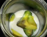 Foto langkah ke 3 dari resep Avocado Banana Smoothies.