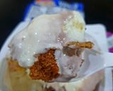 A picture of step 2 of Cereal ice-cream.