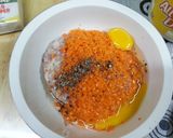 A picture of step 3 of Homemade porkshomai.