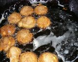 A picture of step 4 of [Farmhouse Recipe] Brown Sugar Sata Andagi Donuts.