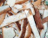 A picture of step 1 of Bread crumbs sandwich.