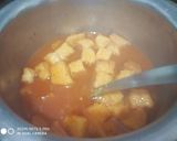 A picture of step 3 of Tomato Carrot Soup.