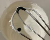 Foto del paso 3 de la receta: Macarrones con base merengue italiano