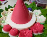 Foto langkah ke 10 dari resep Puding Tumpeng Merah Putih.