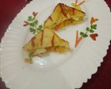 A picture of step 1 of Cheese Microni Sandwich.