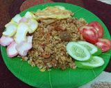 Foto langkah ke 8 dari resep Nasi Goreng Special Pawon Putri.
