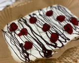 Foto del paso 2 de la receta: Tableta de yogur con frambuesas y chocolate