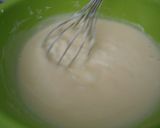 A picture of step 4 of Easy Yogurt No-Bake Cheesecake.