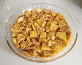 A picture of step 5 of Pineapple Crisp.