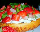 A picture of step 3 of Mike's EZ Strawberry Jalapeño Salsa.