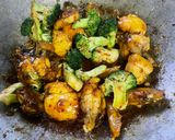Gambar langkah 6 resipi Ayam Goreng Sos Plum.