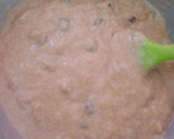 Foto del paso 3 de la receta: Torta semi integral con pasas de uva y nueces!