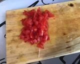 Une image de l'étape 2 de Tomates farcies au crabe, carottes râpées et crème de balsamique.