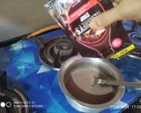 A picture of step 2 of Chocolate Halwa.