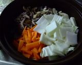 A picture of step 4 of Cream Stew with Salmon and Napa Cabbage.