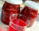 A picture of step 1 of Jiggly Strawberry Jello.