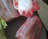 Foto del paso 2 de la receta: Pochas con berza y rabo de ternera