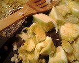 A picture of step 4 of Yellow squash boats.