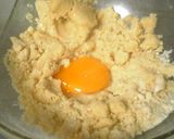 A picture of step 3 of Sandwich Cookies With Rum Raisin Buttercream Filling.