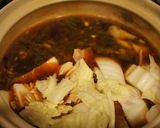 A picture of step 3 of Easy Medicinal-Style Hot Pot.