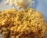 A picture of step 6 of Pepper, Pork, and Onion, Ramen.