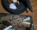 Foto langkah ke 2 dari resep Semur ayam santan.