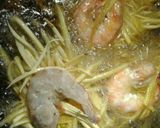 Hình bước làm 4 của món Khoai lang tôm chiên