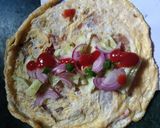 A picture of step 3 of Leftover Paratha Egg Roll.