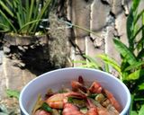 Foto langkah ke 7 dari resep Udang Tumis Cabe Ijo.